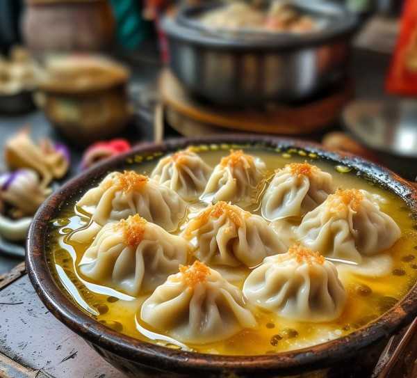 扬州蟹黄汤包，品鉴古城美食风情,蟹黄汤包，探寻江苏扬州的独特美食魅力,美食,蛋白,第1张